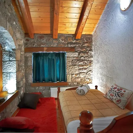 Orman Evi Achaiko Chorio