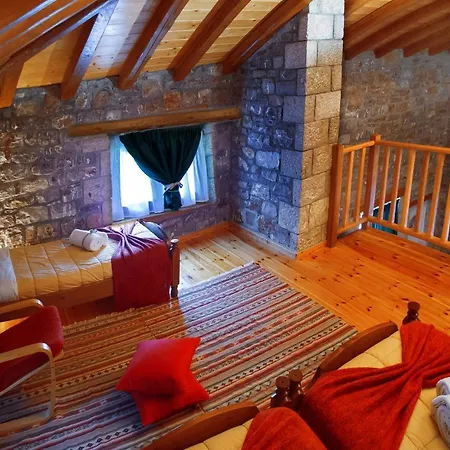 Orman Evi Achaiko Chorio *