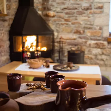 Achaiko Chorio Lodge