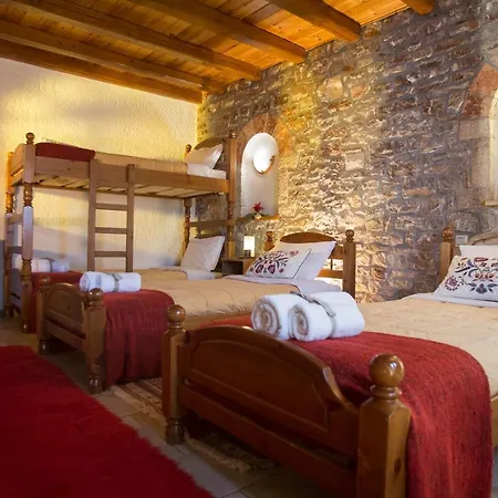 Lodge Achaiko Chorio *